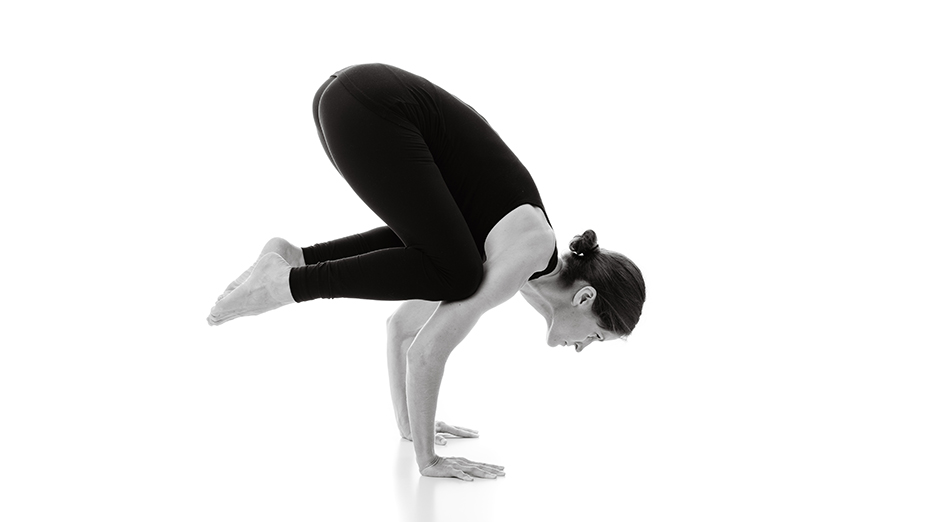 Side Crane (Crow) Pose: Step-by-Step Instructions | Sadhak Anshit Yoga  Foundation® in Kanpur
